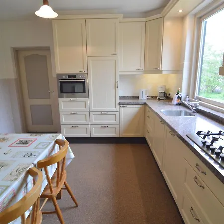 Cosy With Pet Friendly Garden *