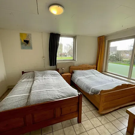 In With Garden Elsendorp