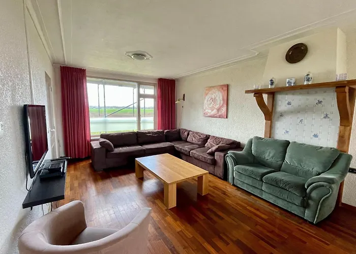 In With Garden Elsendorp